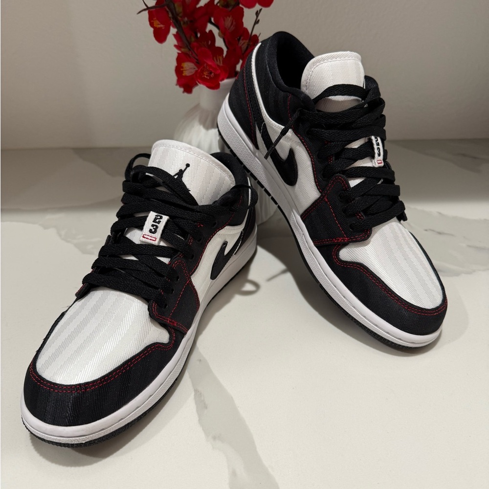 Nike Air Jordan 1 Low SE Utility, White/Black/Red - 9.5W